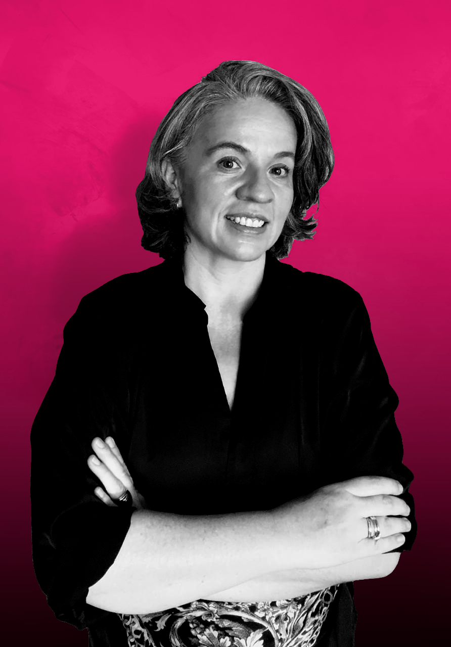 ¡NO, NO SOMOS UNA FAMILIA! Lo humano no necesita ficción